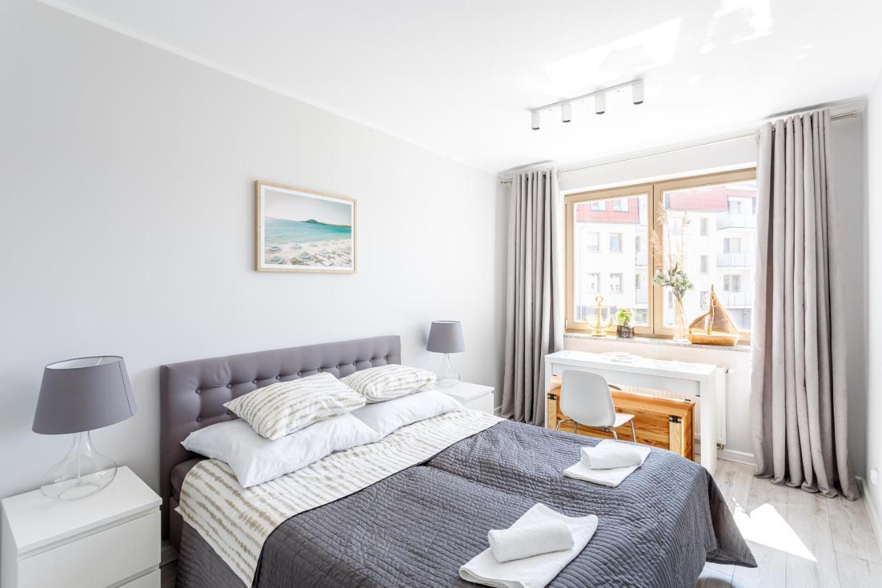 Apartament "Anna" - Kwartal Rozy Wiatrow, 15 Min Spacerem Od Plazy 슈비노우이스쳬 외부 사진